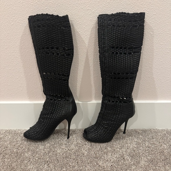 BARELY WORN GUCCI "PEEP PARKER" Boots - Picture 8 of 10